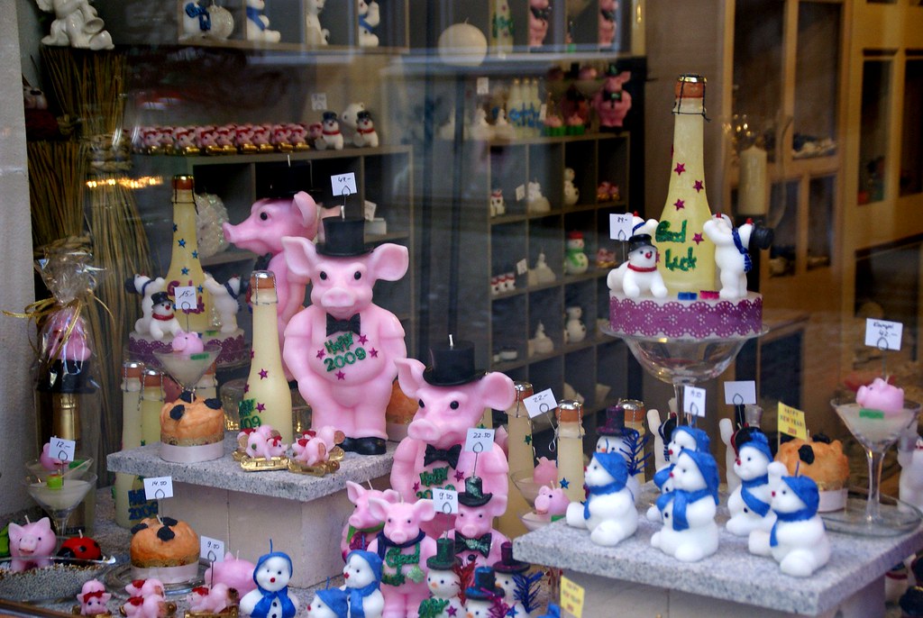 Basel, Hutgasse, Kerzenladen (candle shop) a photo on Flickriver