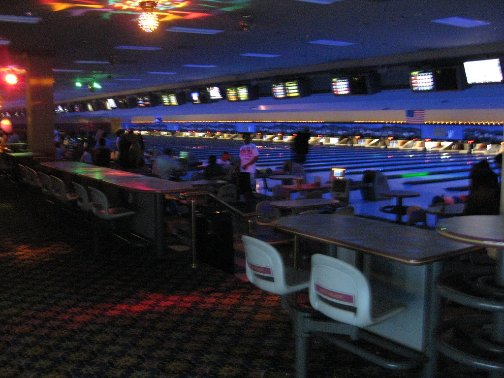 Cosmic bowling Weekends at the Gold Coast bowling alley go… OT!S