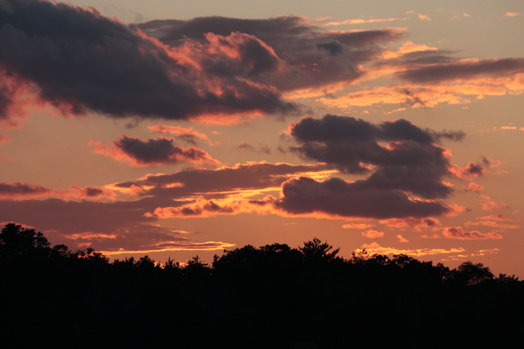 Sunset at Oldham pond sunset on Oldham pond, Pembroke,MA Flickr