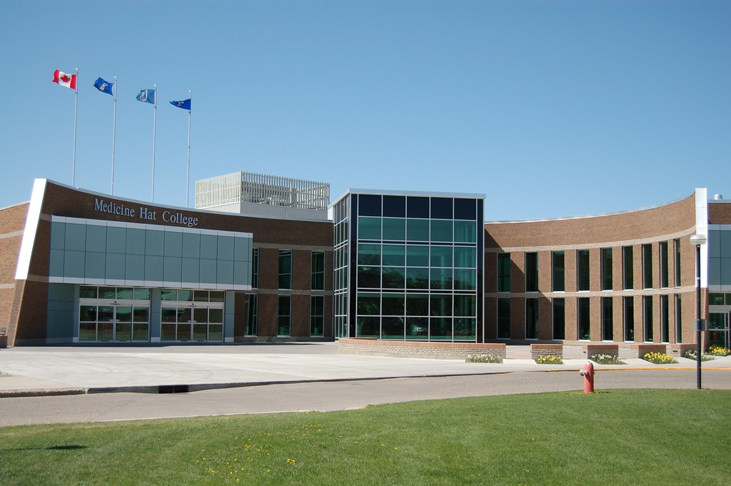 The main entrance to Medicine Hat College Medicine Hat College Flickr