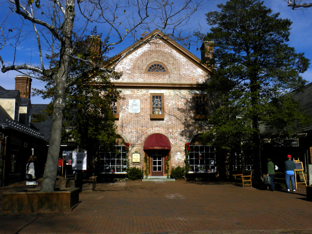 The Christmas Shop Williamsburg, Virginia Kathleen Tyler Conklin