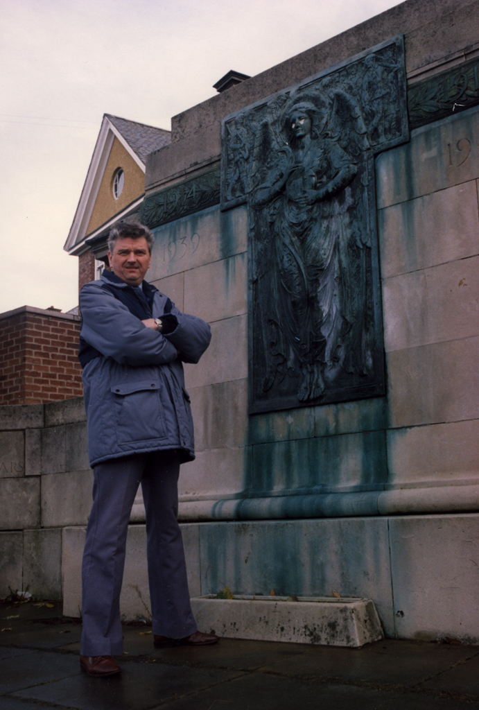 058770Burt War Memorial North Shields unknown 1992 Flickr
