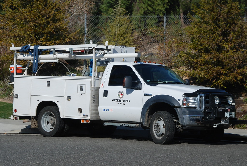 CITY OF LOS ANGELES DEPARTMENT of WATER & POWER (DWP) FORD UTILITY