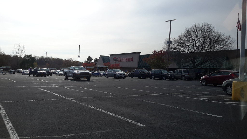 Hannaford East Greenbush, NY This Hannaford store opened… Flickr