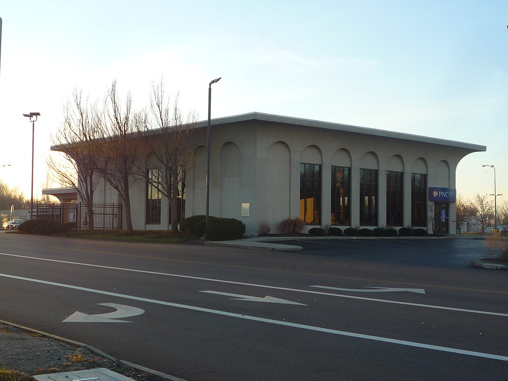 PNC Bank, Springfield, OH 1500 Upper Valley Pike, Springfi… Flickr