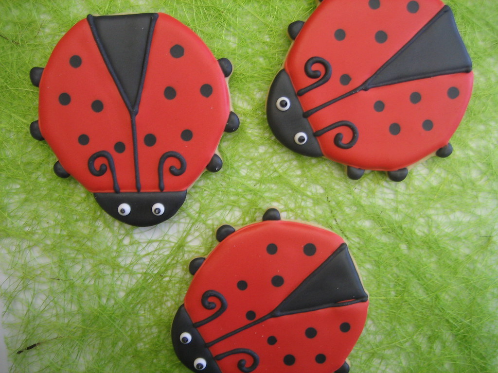 ladybugs ladybug cookies by decadent cookie Flickr