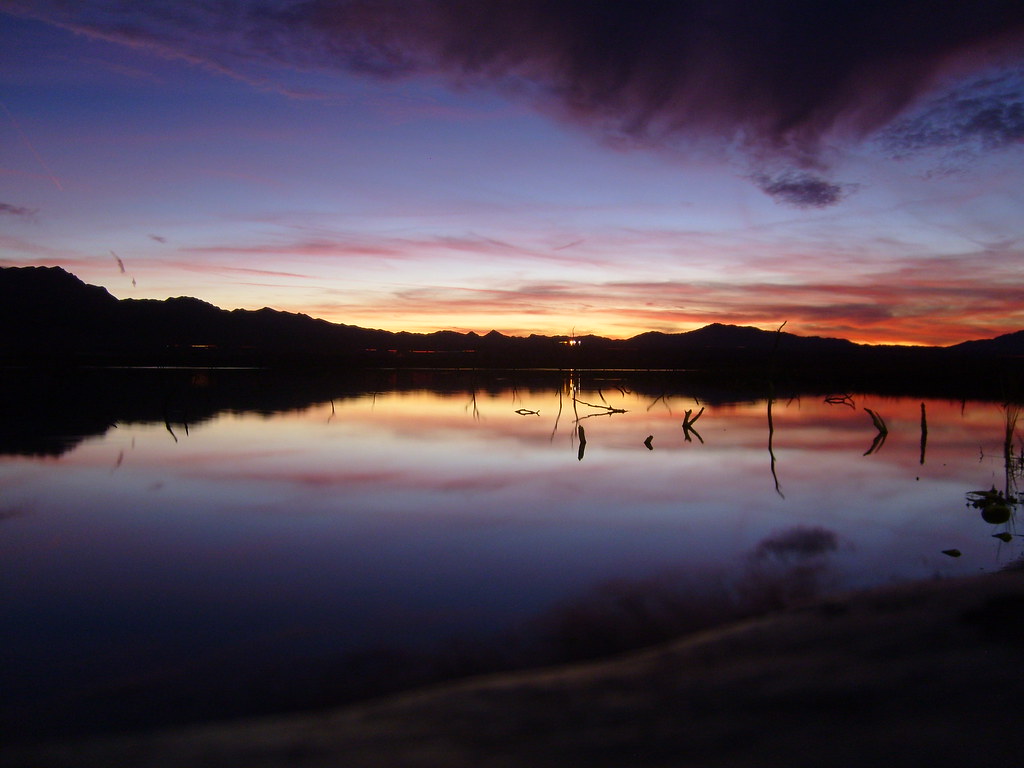 Catfish Paradise, AZ Sunset 8second exposure of Catfish Pa… Flickr