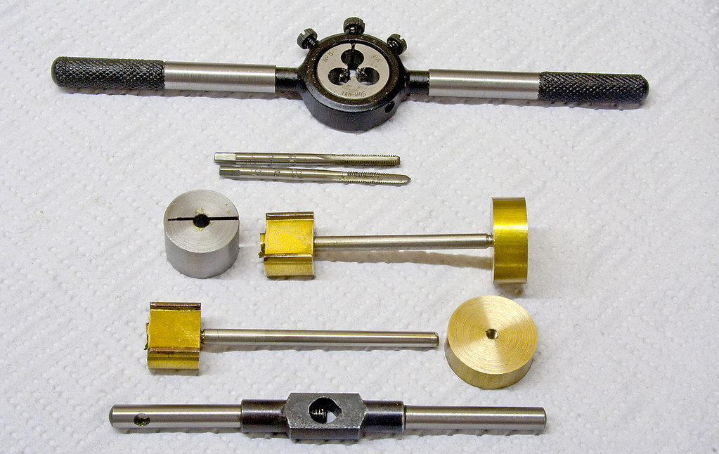 Crosshead, Piston Rod, Piston Shown with Die Holder and 5B… Flickr