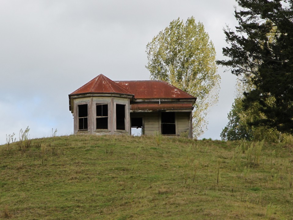 Old house, Te Kuiti, New Zealand brian nz Flickr