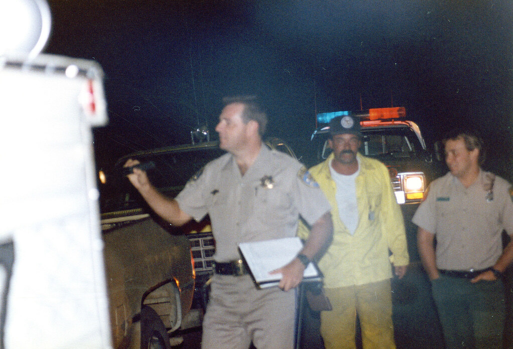 ORANGE COVE FIRE PROTECTION DISTRICT AND CHP OFFICER ANDY BRADNEY ON SCENE a photo on Flickriver