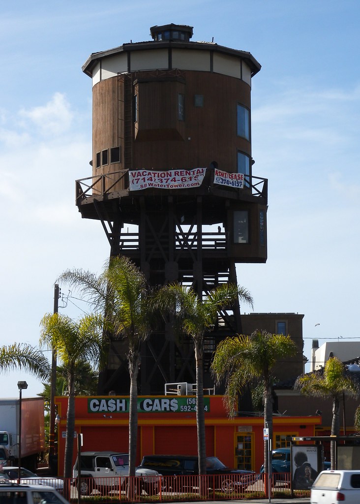 DSCN0263 WATER TANK HOUSE Surfside Huntington Harbor off… Flickr