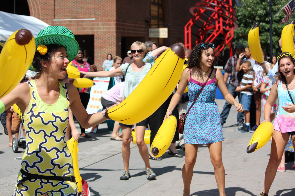 SPARKcon Banana Dance & Zumba danceSPARK, circusSPARK Rale… Flickr