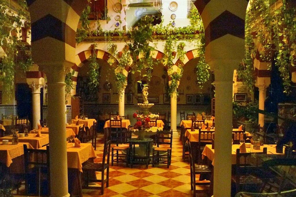 P1000375patio Patio de restaurante en Córdoba Pelz Flickr