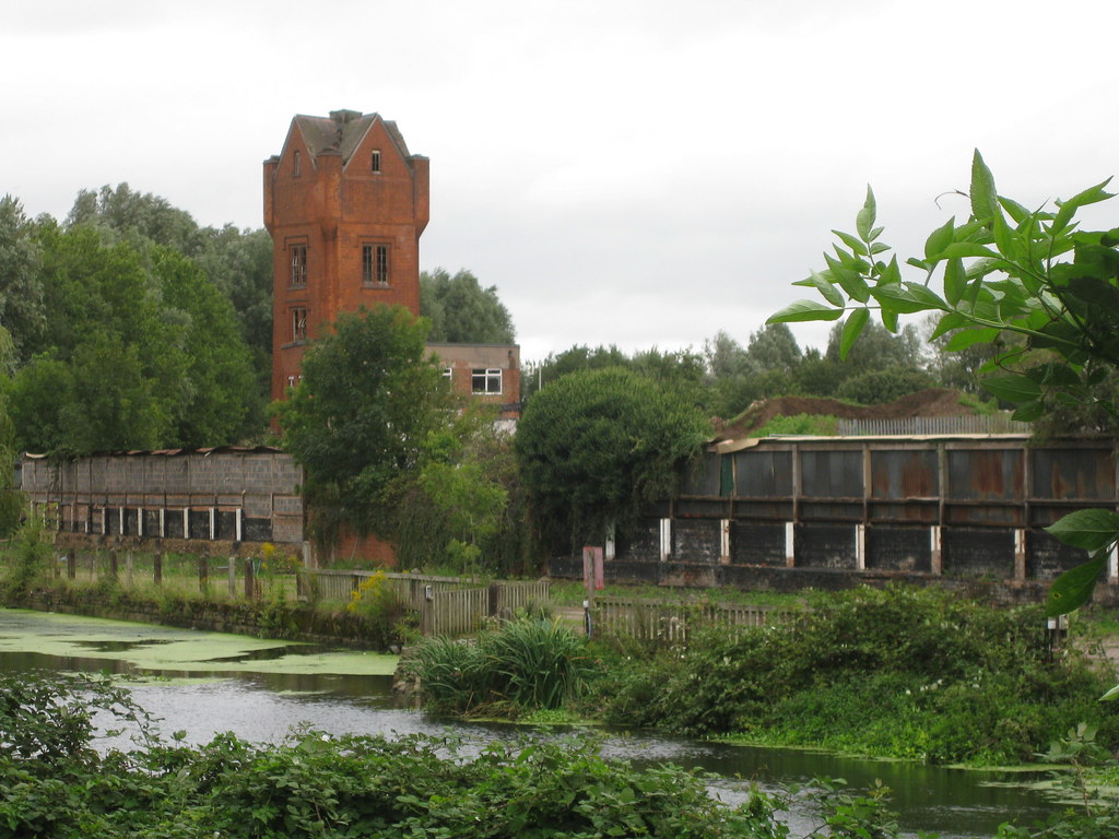 Soar Tower The Victorian water tower on Wolsey Island (or … Flickr