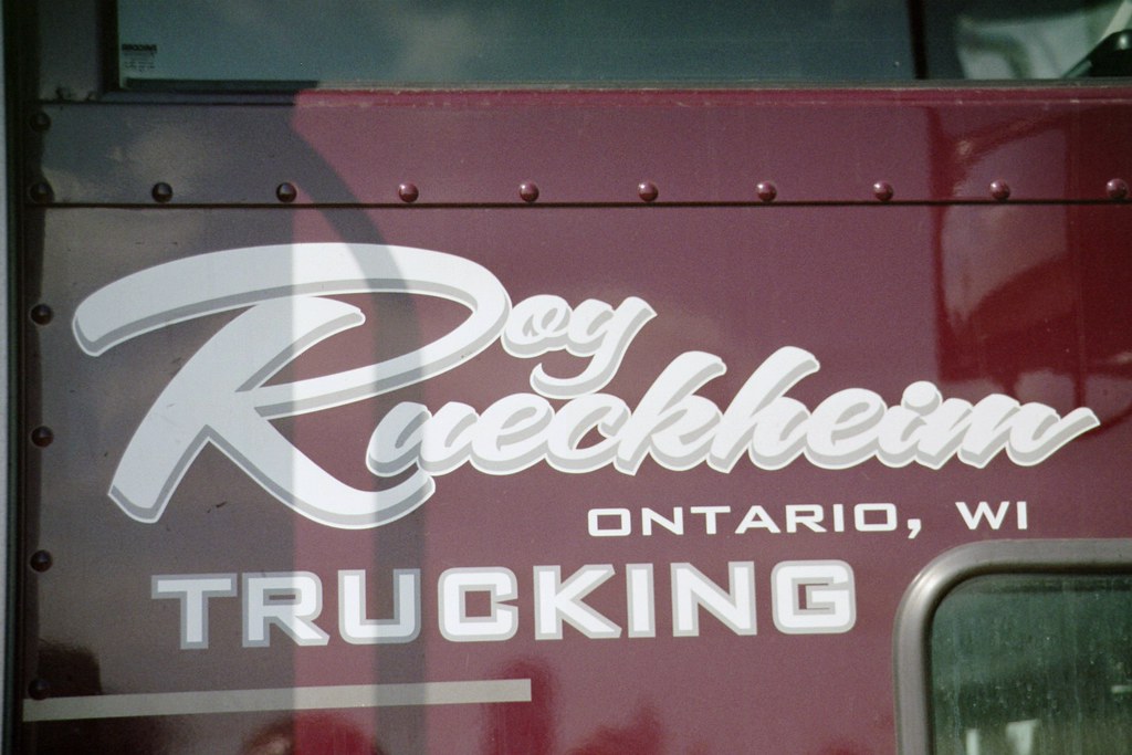 Roy Rueckheim Trucking, Ontario, WI David Gruber Flickr