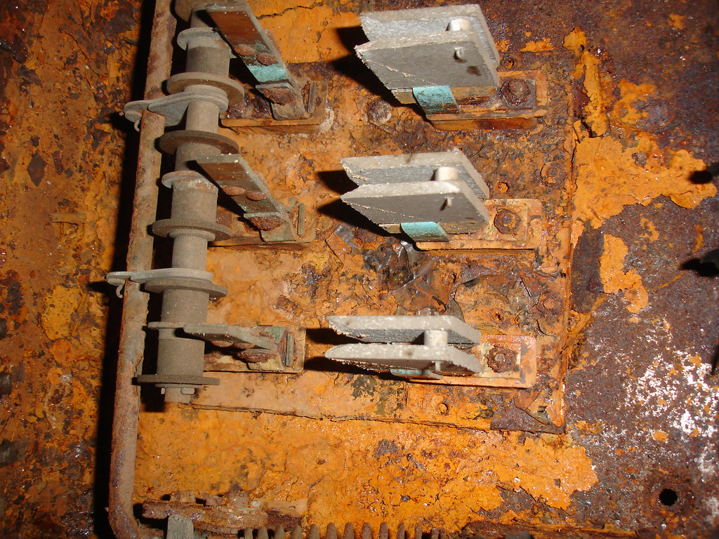 Asbestos Arc Chutes Thin, small asbestoscement electrical… Flickr