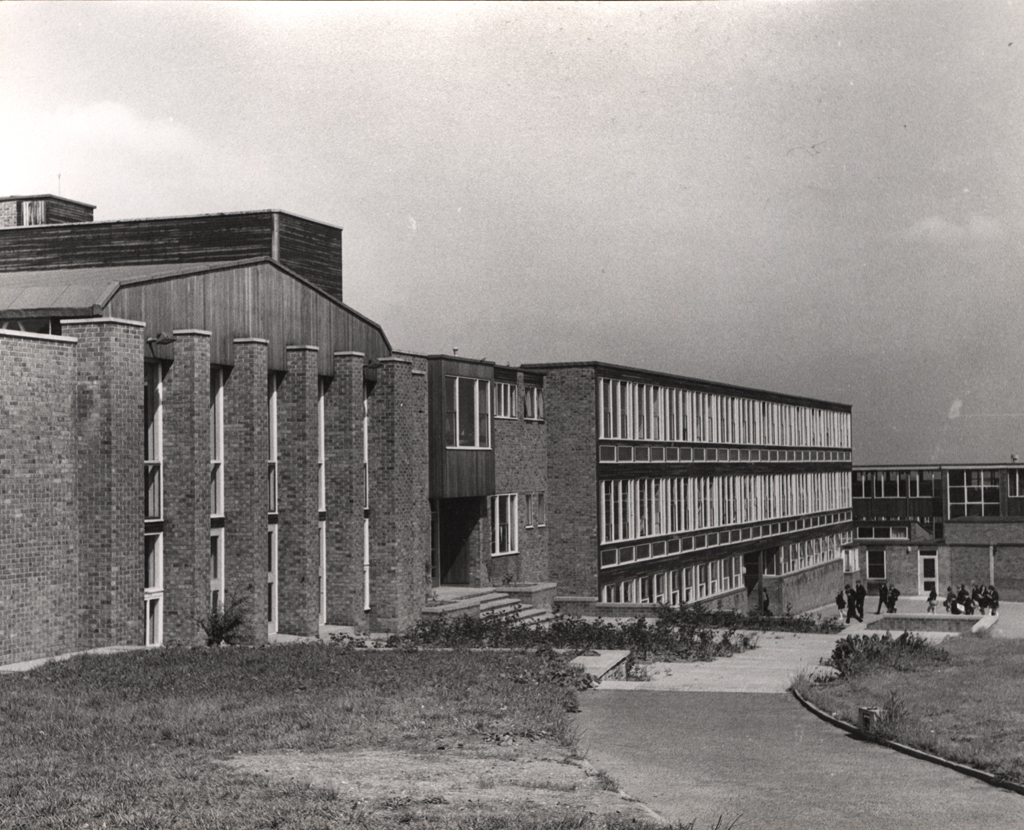 021531Kenton Comprehensive School, Kenton, Newcastle upon… Flickr