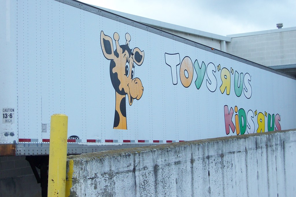 Toys R U s trailer Horseheads, NY 2010. drpep Flickr