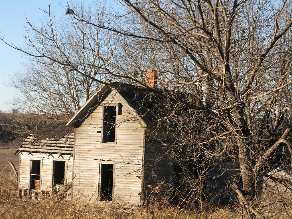 Abandoned farm house Near Tisdale in Cowley County, Kansas… Janice Duryea Flickr
