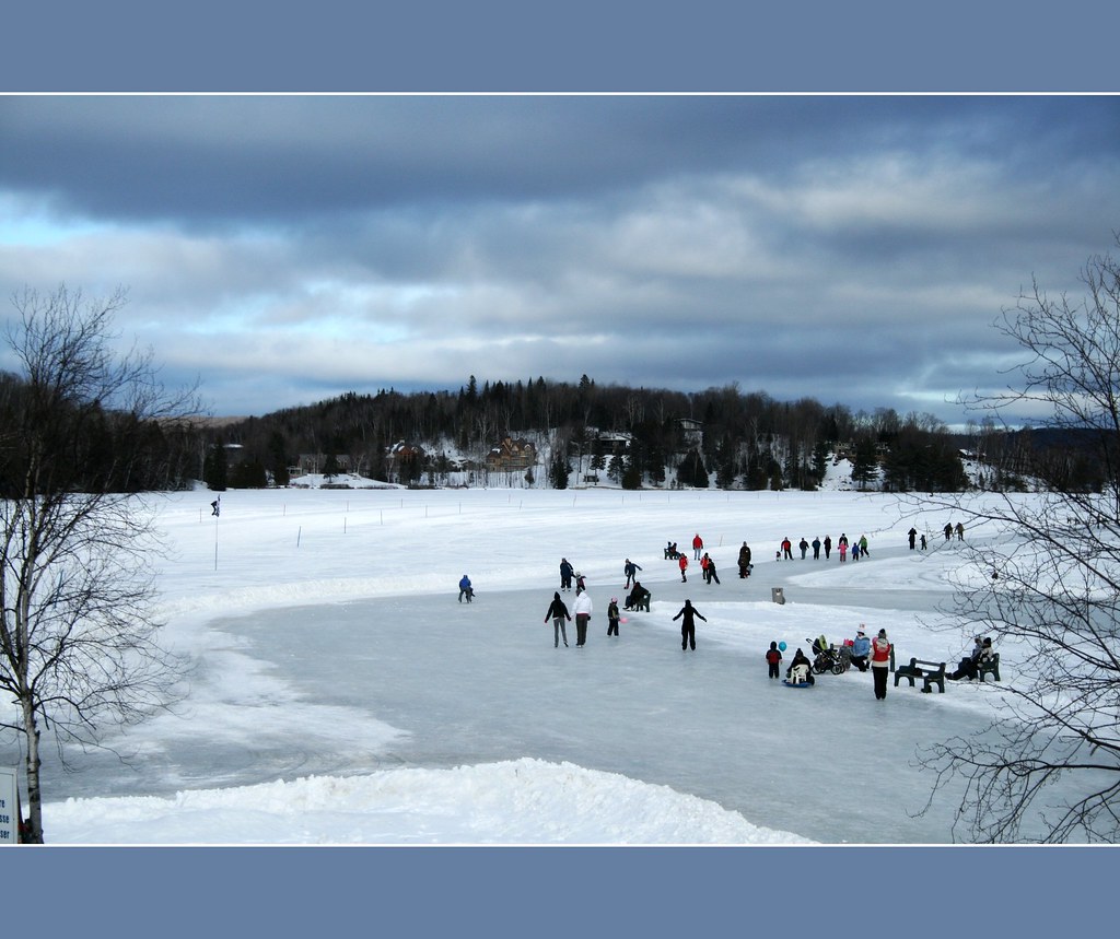 Les joies de la patinoire SainteMargueriteduLacMasson Flickr
