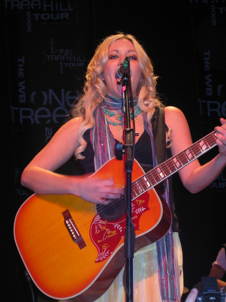 One Tree Hill tour Atlanta, GA (03/20/05) Jessica Harp at… Flickr