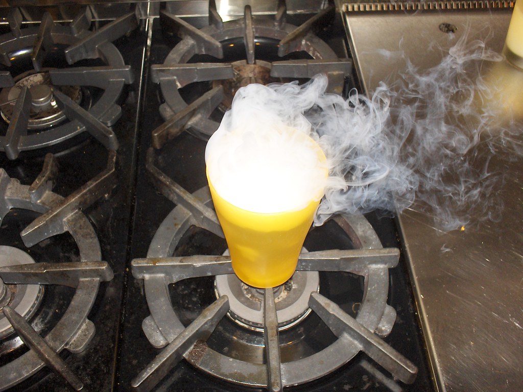 HPIM1413 Really cool shot of dry ice sublimating on a stov… Flickr