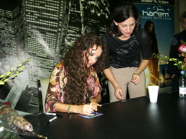 Meeting a Diva Sarah Brightman October 16th, 2004 Sarah … Flickr