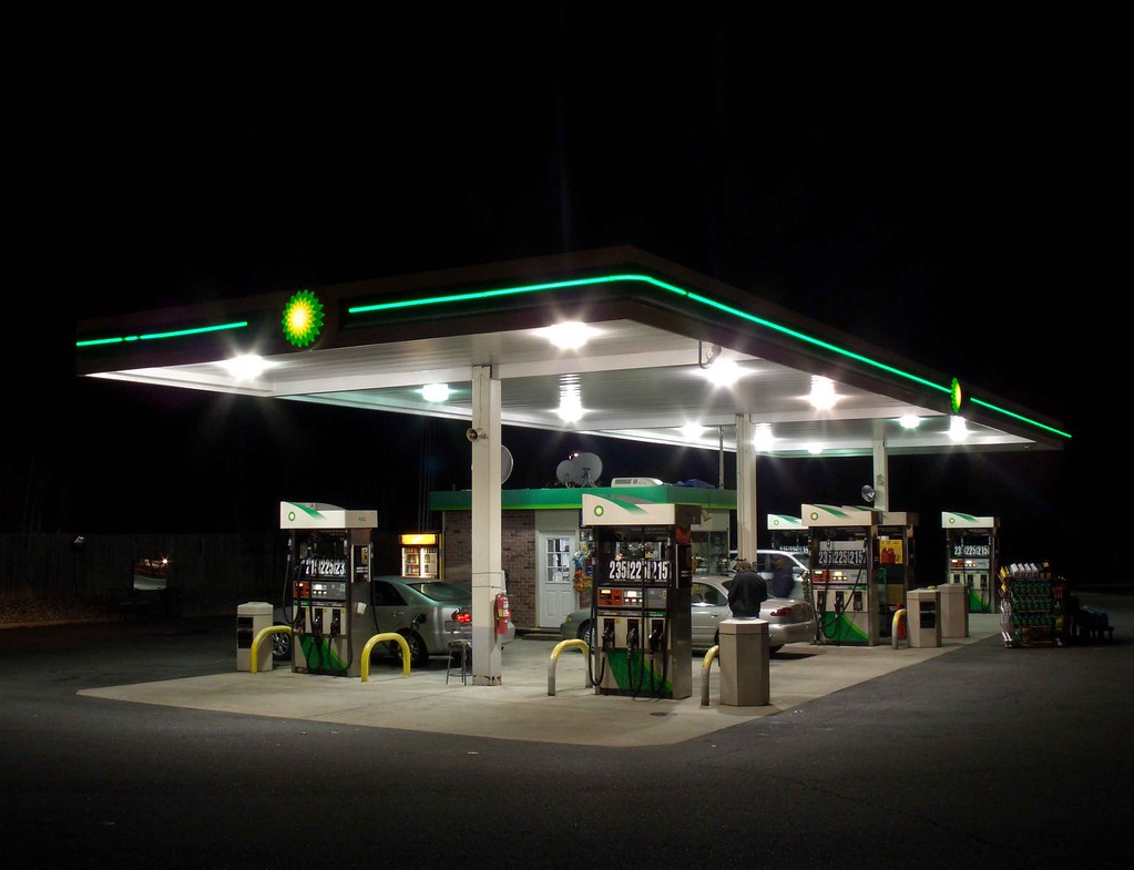 night fuel A BP gas station in Livingston, New Jersey at n… Flickr
