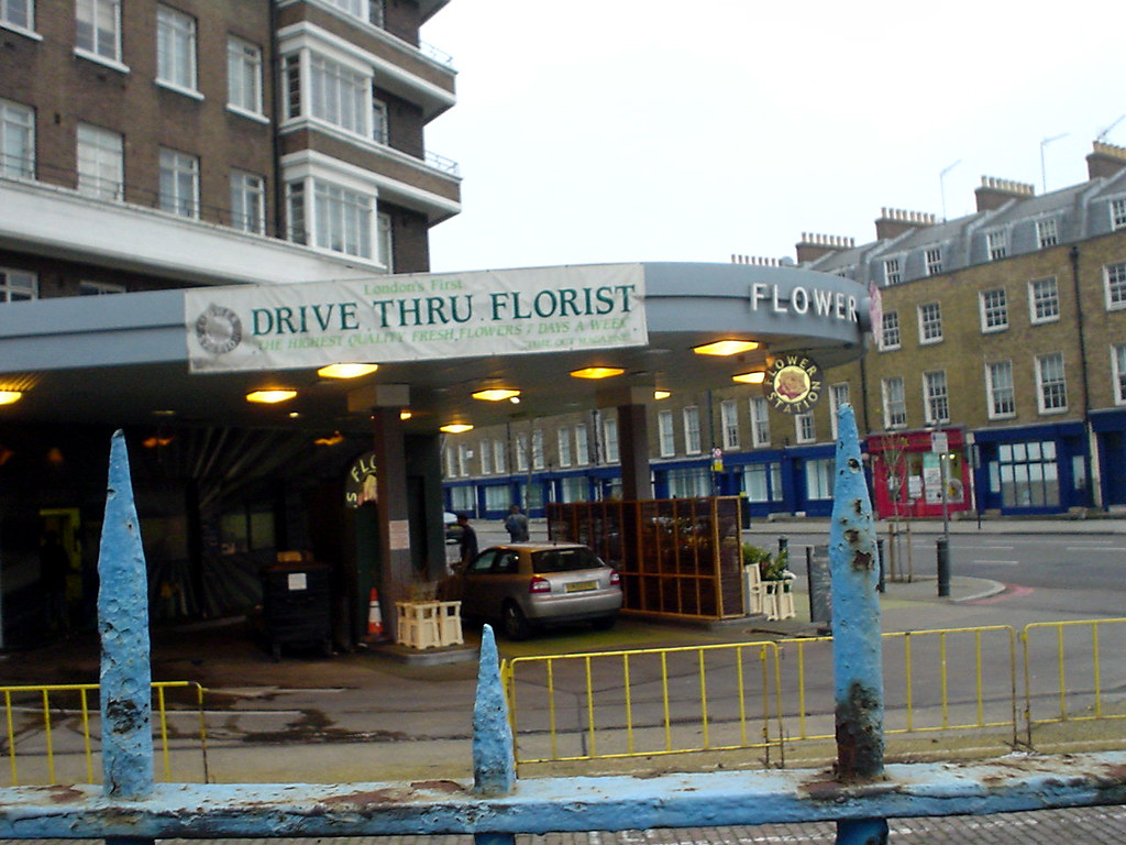 Drivethru florist "Round the corner from Baker Street" diamond geezer Flickr
