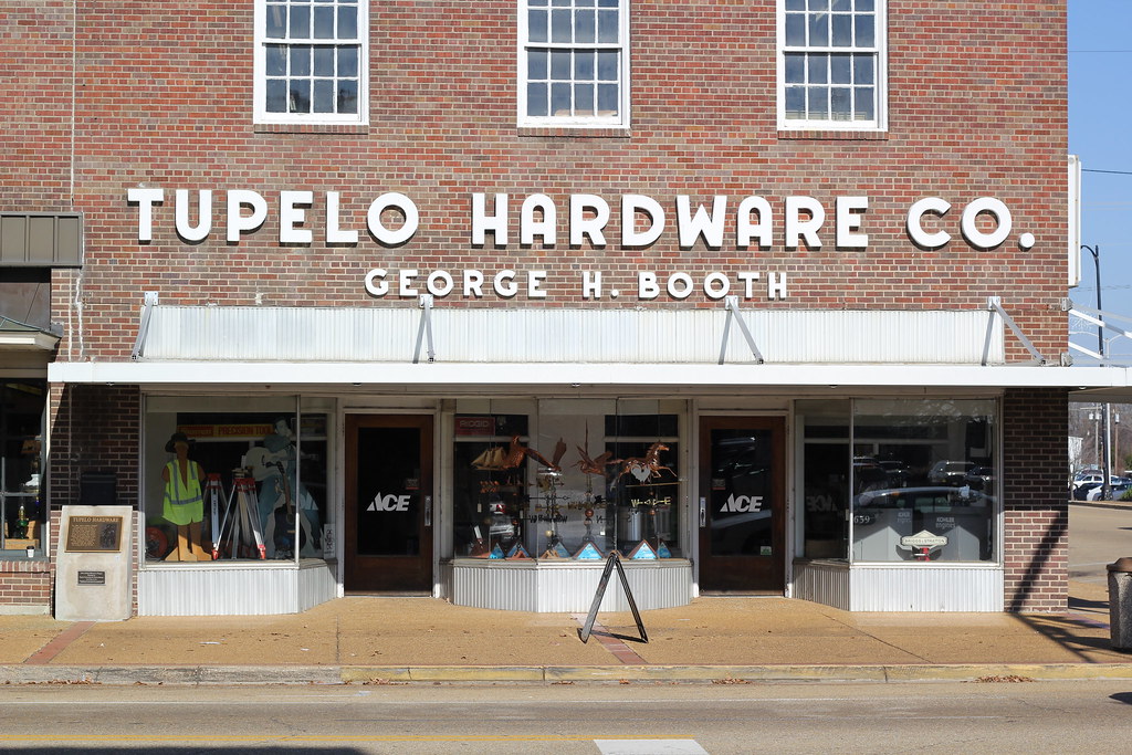 Tupelo Hardware Co. The store where Gladys purchased her s… Flickr