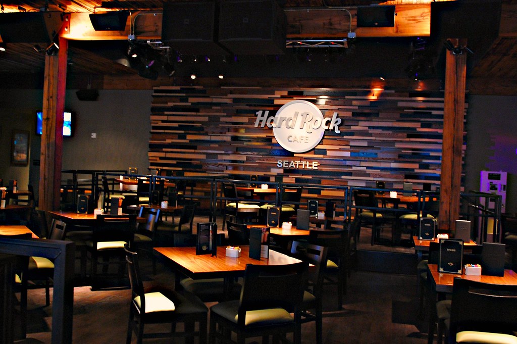 Hard Rock Café Seattle Second floor stage area Flickr