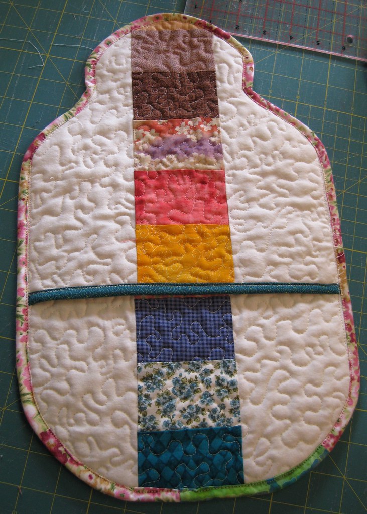 Hot water bottle cozy Tutorial / Blogged at mypatchwork.wo… Flickr