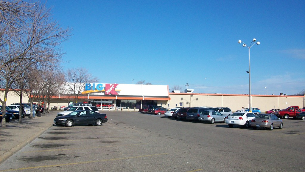 Kmart (Minneapolis, MN) West Lake Street, Minneapolis. Tec… Flickr