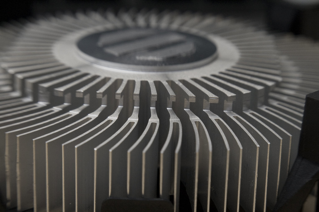 heat sink Old, unused heat sink I found when doing some cl… Flickr