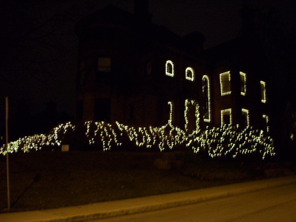 "Christmas lights of Hamilton" Sfinch1 Flickr