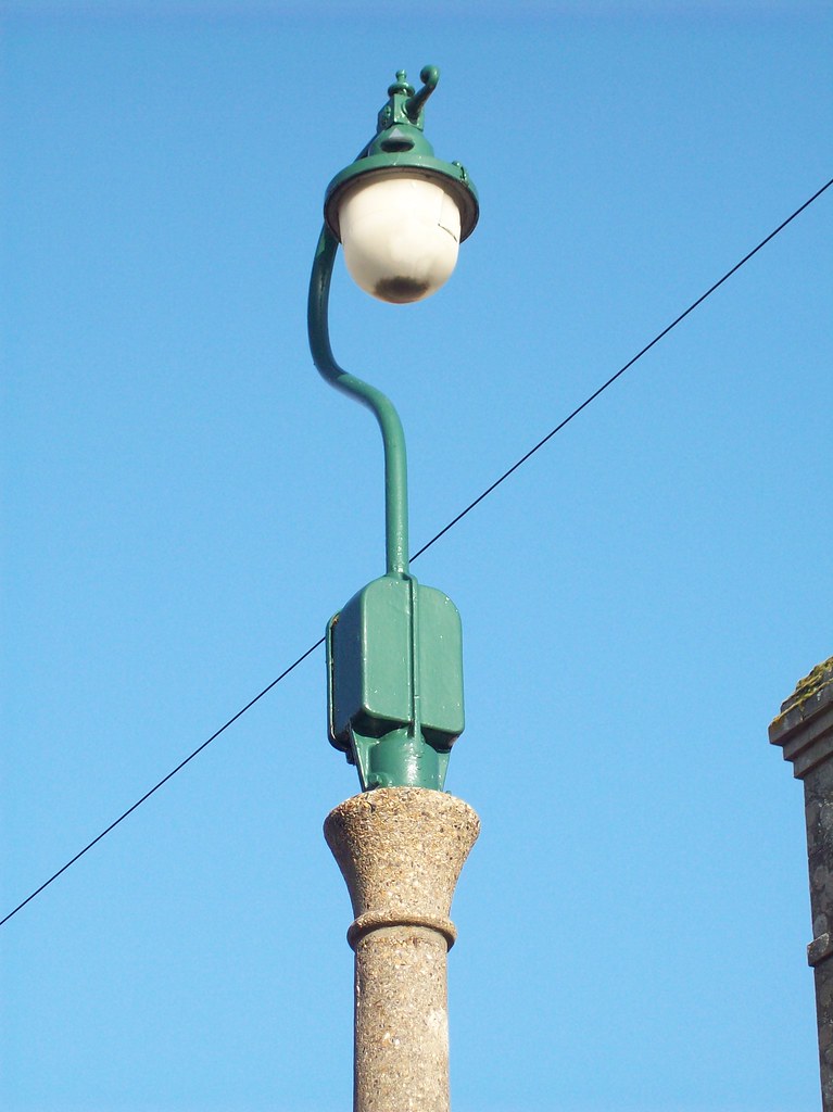 Streetlight in Chapel Lane, Staplehurst This is outside th… Flickr