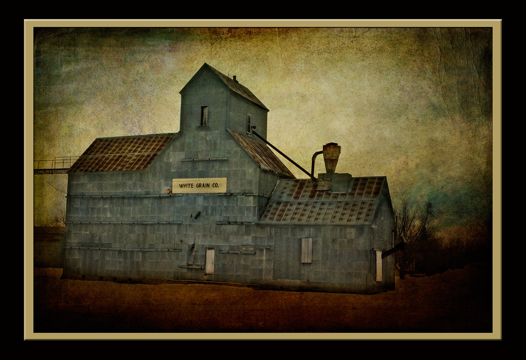 Oakdale Nebraska Grain Elevator (57/365) Micheal Peterson Flickr