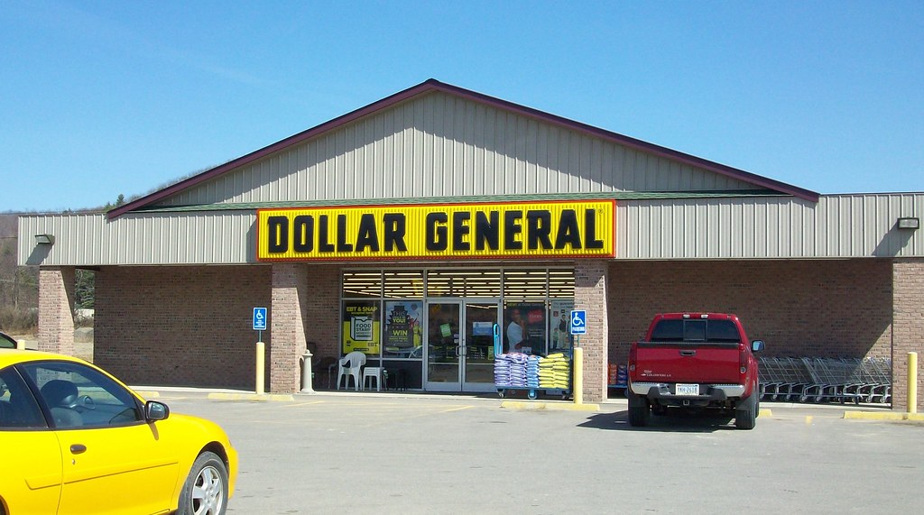 Dollar General Lawrenceville, Pa 2010. drpep Flickr