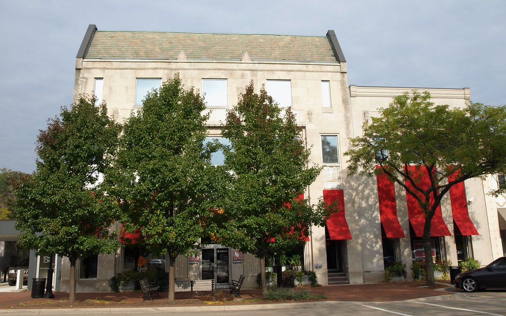 The Former First National Bank of Glencoe I had my first p… Flickr