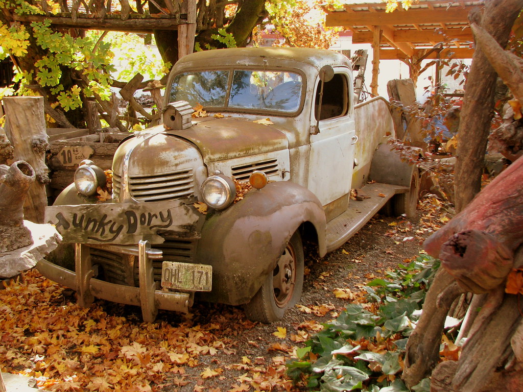 1941 Dodge Wrecker, It's a Burl Burlwood Gallery, Kerby, O… Flickr