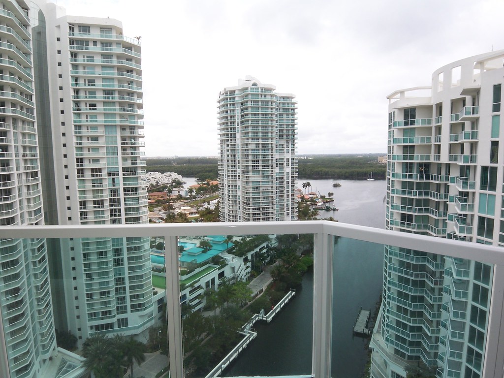 St Tropez on The Bay Sunny Isles Beach Condos Ines HegedusGarcia