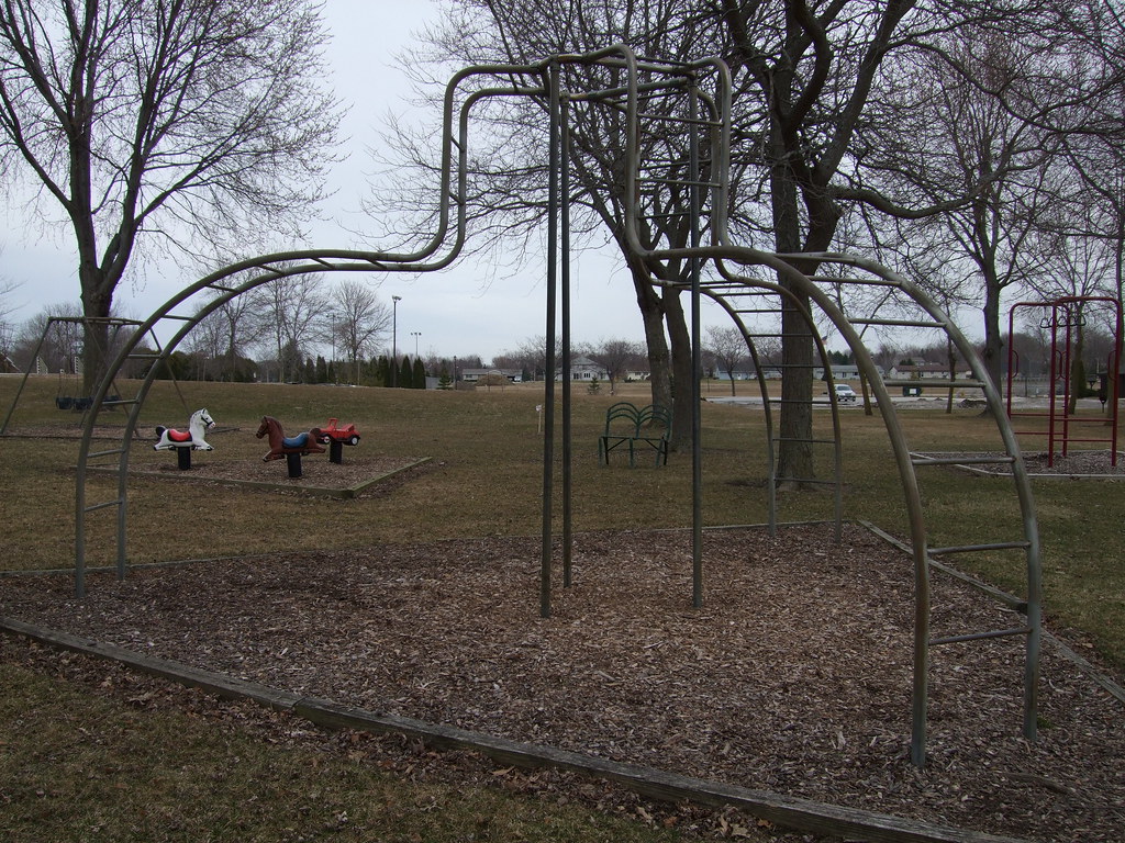Kiwanis Park, New Holstein WI playground The last horizon… Flickr