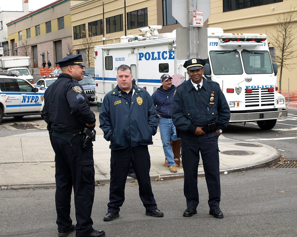 NYPD Police Officers, Mott Haven, Bronx, New York City Flickr