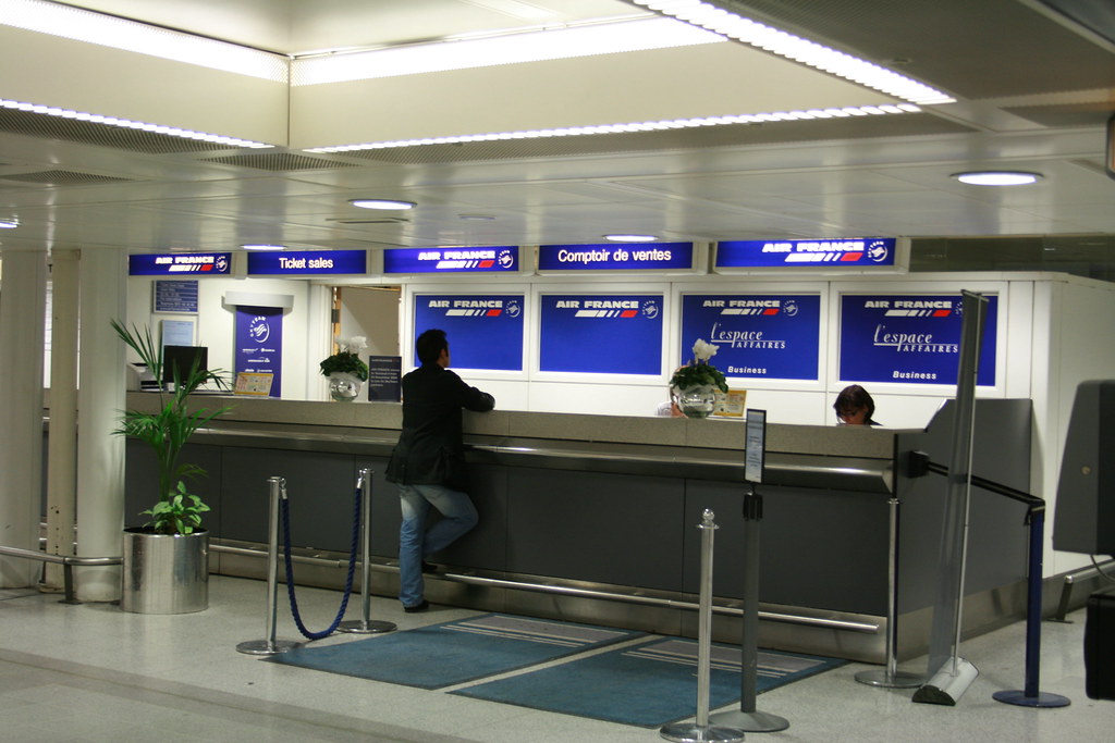 LHR T2 Air France ticket desk LHR Terminal 2 has now close… Flickr