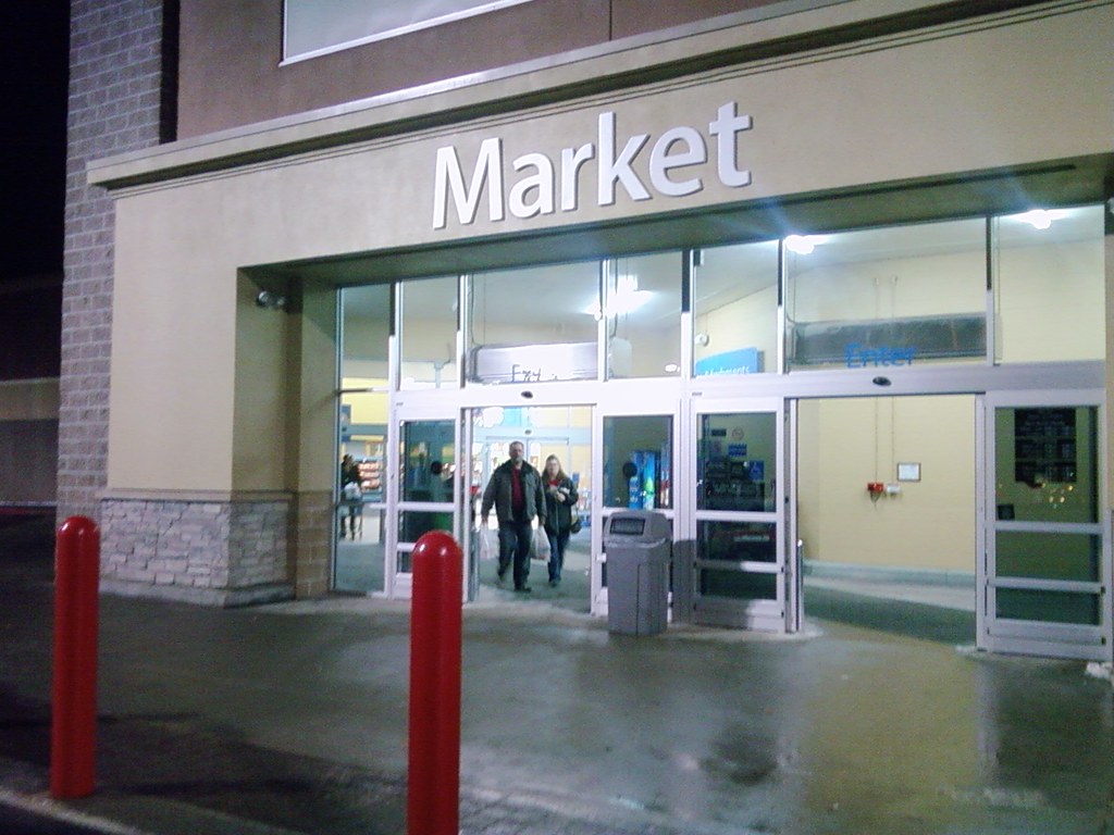 WalMart 72nd Street Omaha, Nebraska Grocery Side En… Flickr