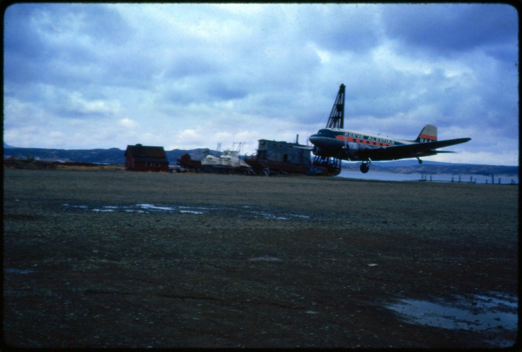 DC3 Landing at Sand Point AK, 1965 Reeve Aleutian Douglas… Flickr