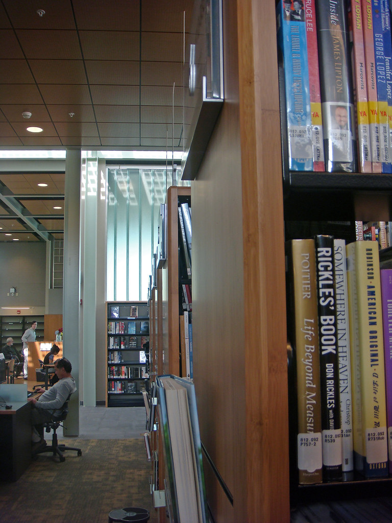 21 Silver Lake library Rows of Books (E) Silver Lake Bra… Flickr