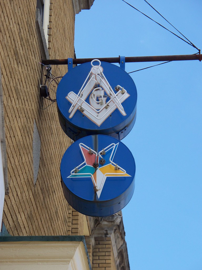 OH Flushing Masonic Signs Neon masonic signs in Flushing… Flickr