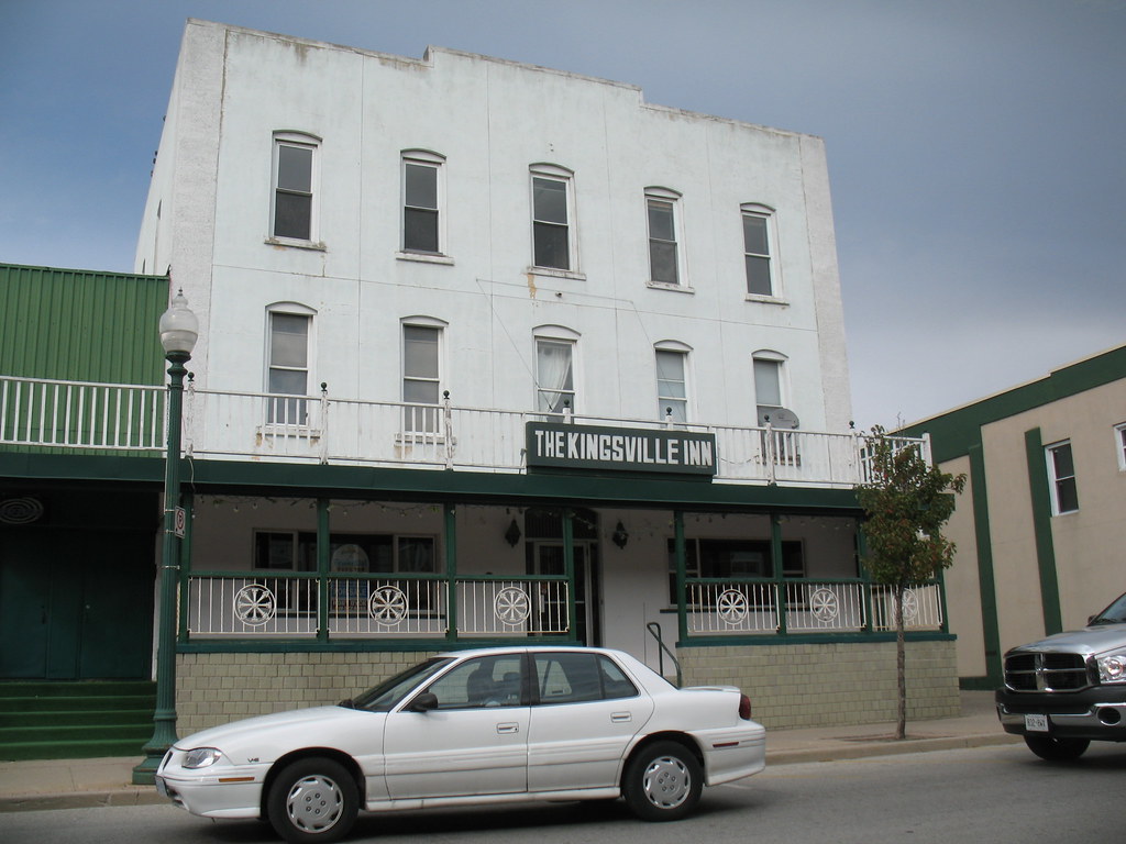 Kingsville Inn Kingsville, October 11, 2009 Jamie Flickr