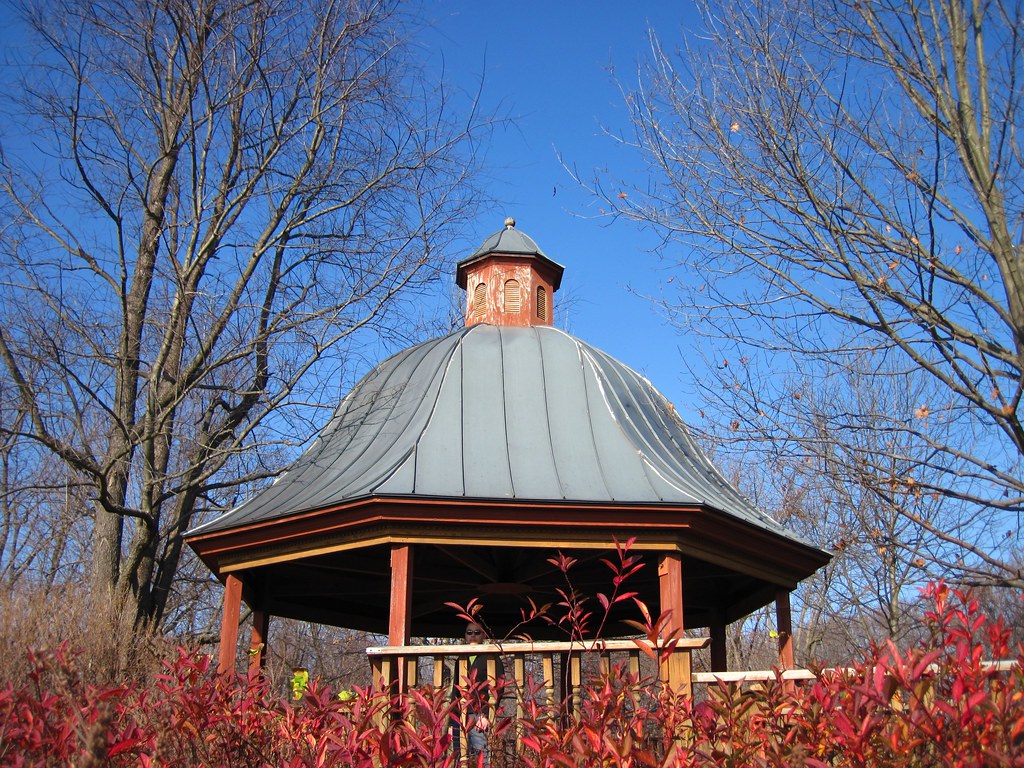 meadowlark gazebo The gazebo near the Visitor's Center was… Flickr